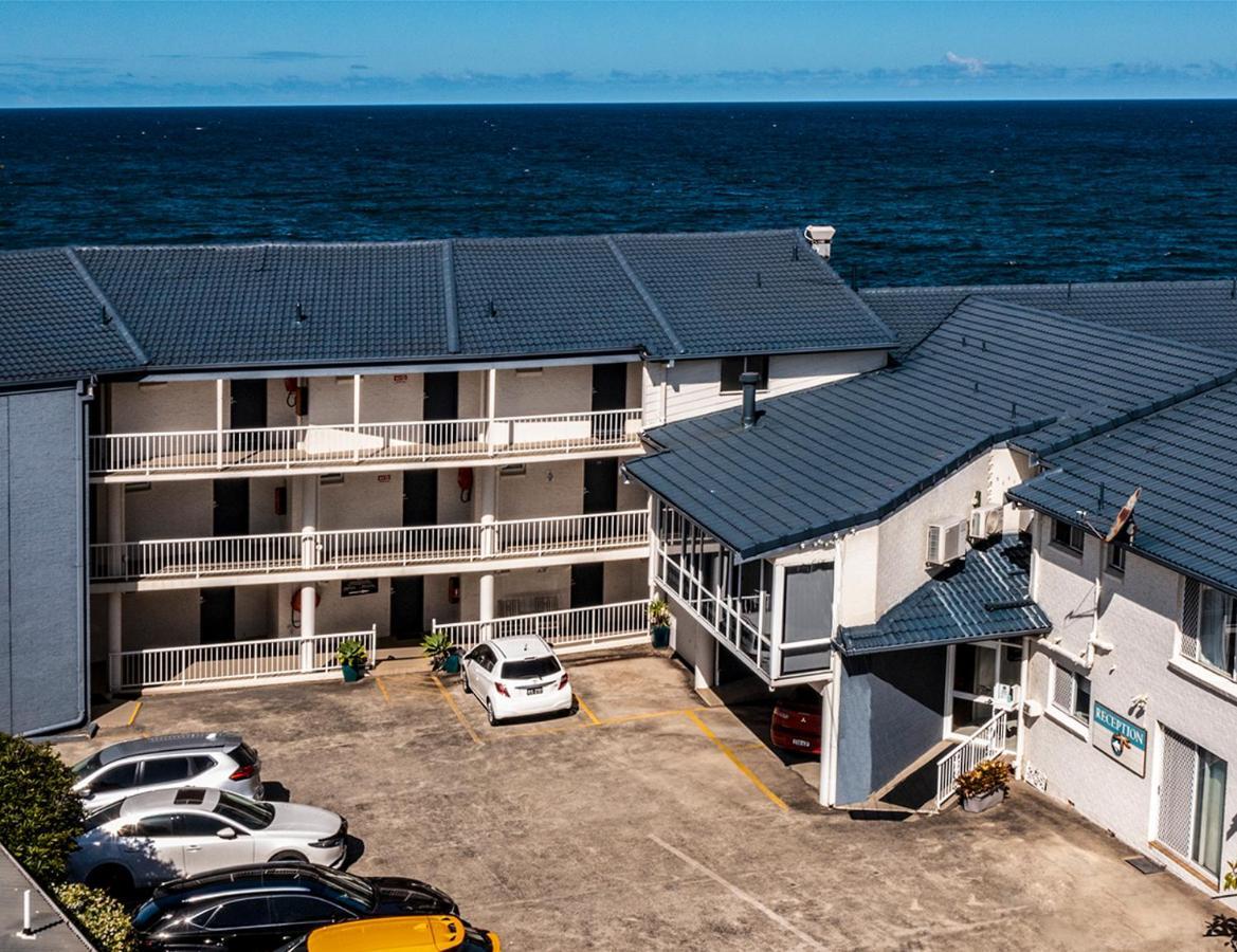Ocean Front Motel Entrance Exterior foto